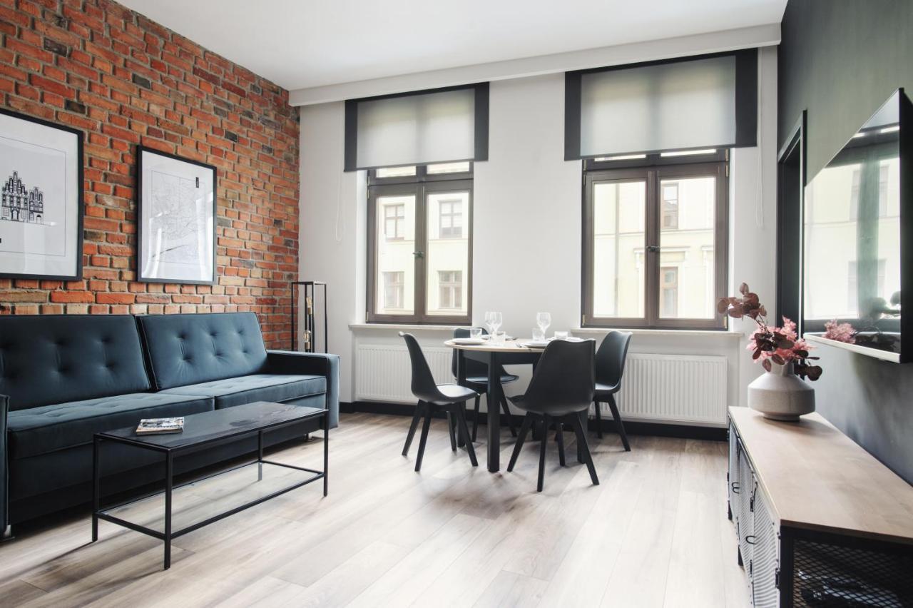 Manpro Apartments Torun Bagian luar foto
