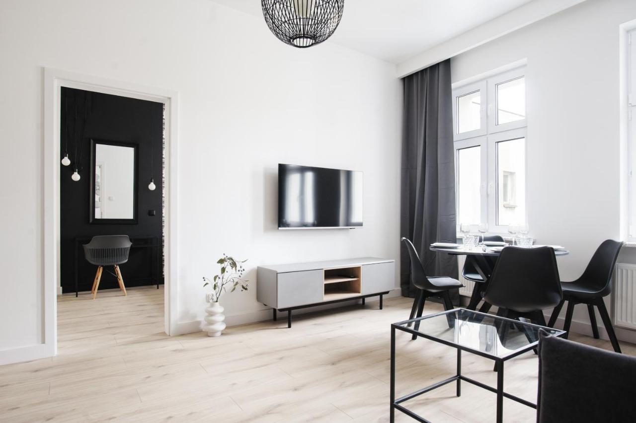 Manpro Apartments Torun Bagian luar foto