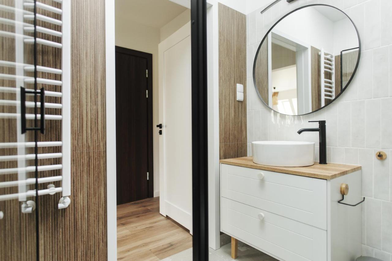 Manpro Apartments Torun Bagian luar foto