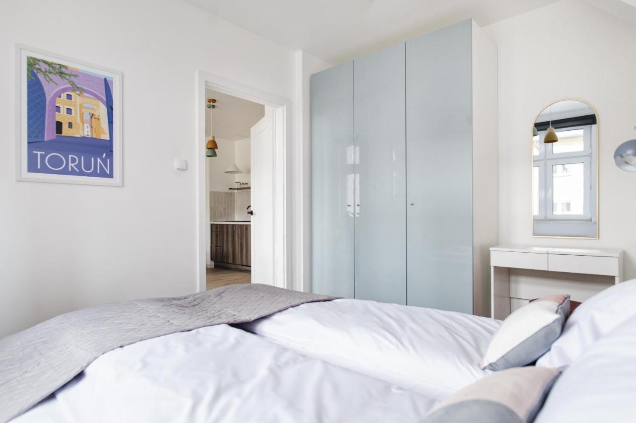 Manpro Apartments Torun Bagian luar foto